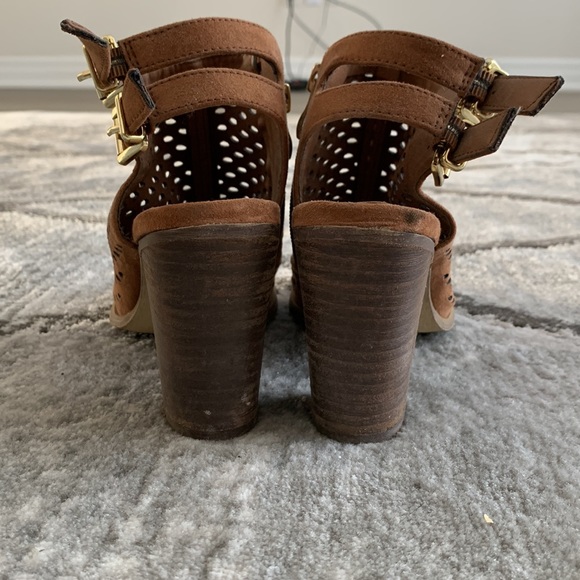 Steve Madden suede sandals - Picture 3 of 5